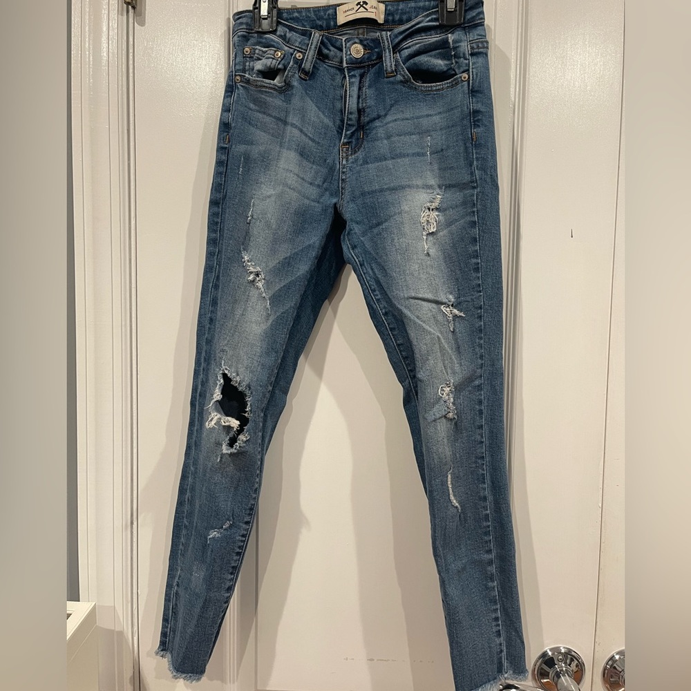 Skinny ripped jeans